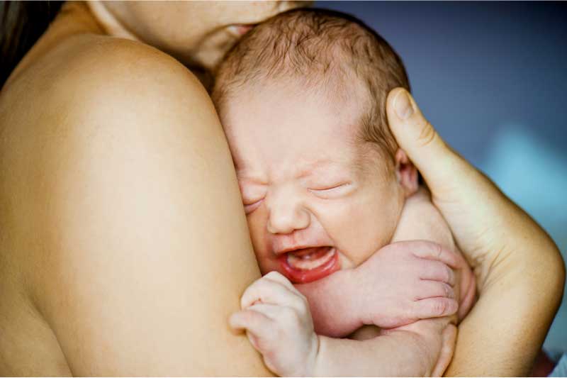dojenje nervozne bebe