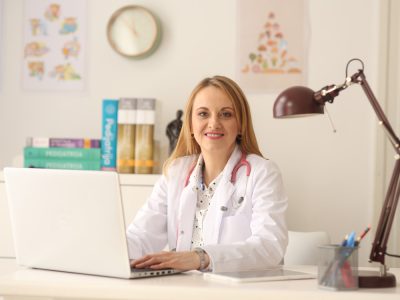 Dr Pilar Svetlana